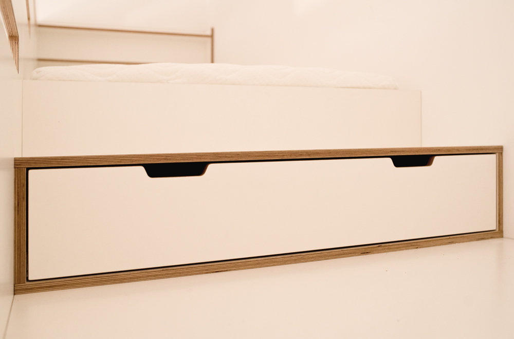 Doppelhochbett in Eiche und Multiplex weiß
